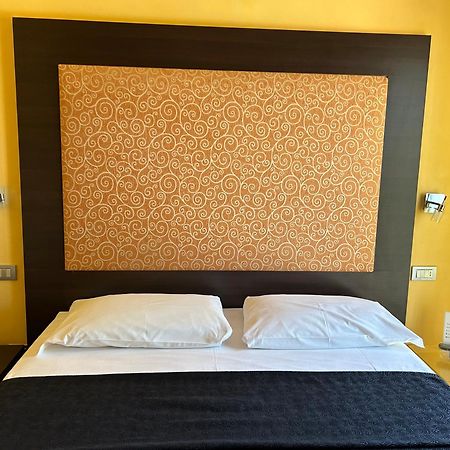 Hotel Perla - The Storyhoteller Riccione Eksteriør bilde