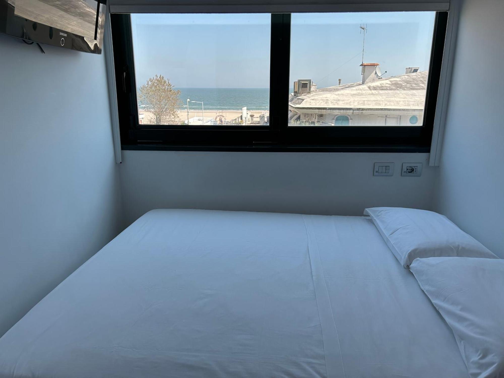Hotel Perla - The Storyhoteller Riccione Eksteriør bilde