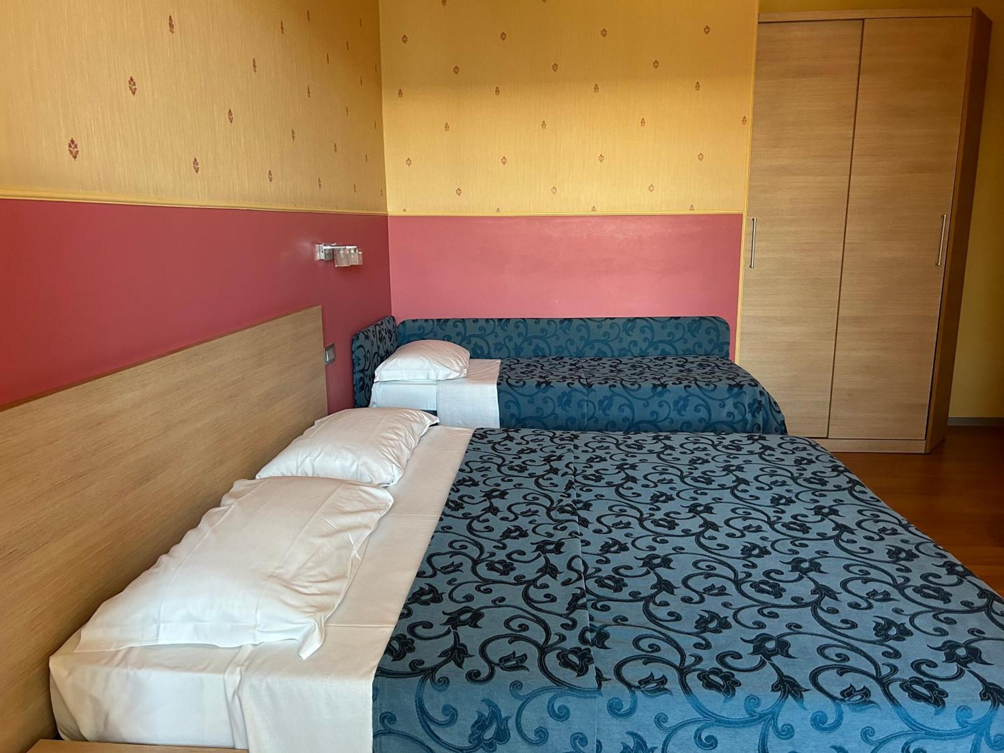 Hotel Perla - The Storyhoteller Riccione Eksteriør bilde