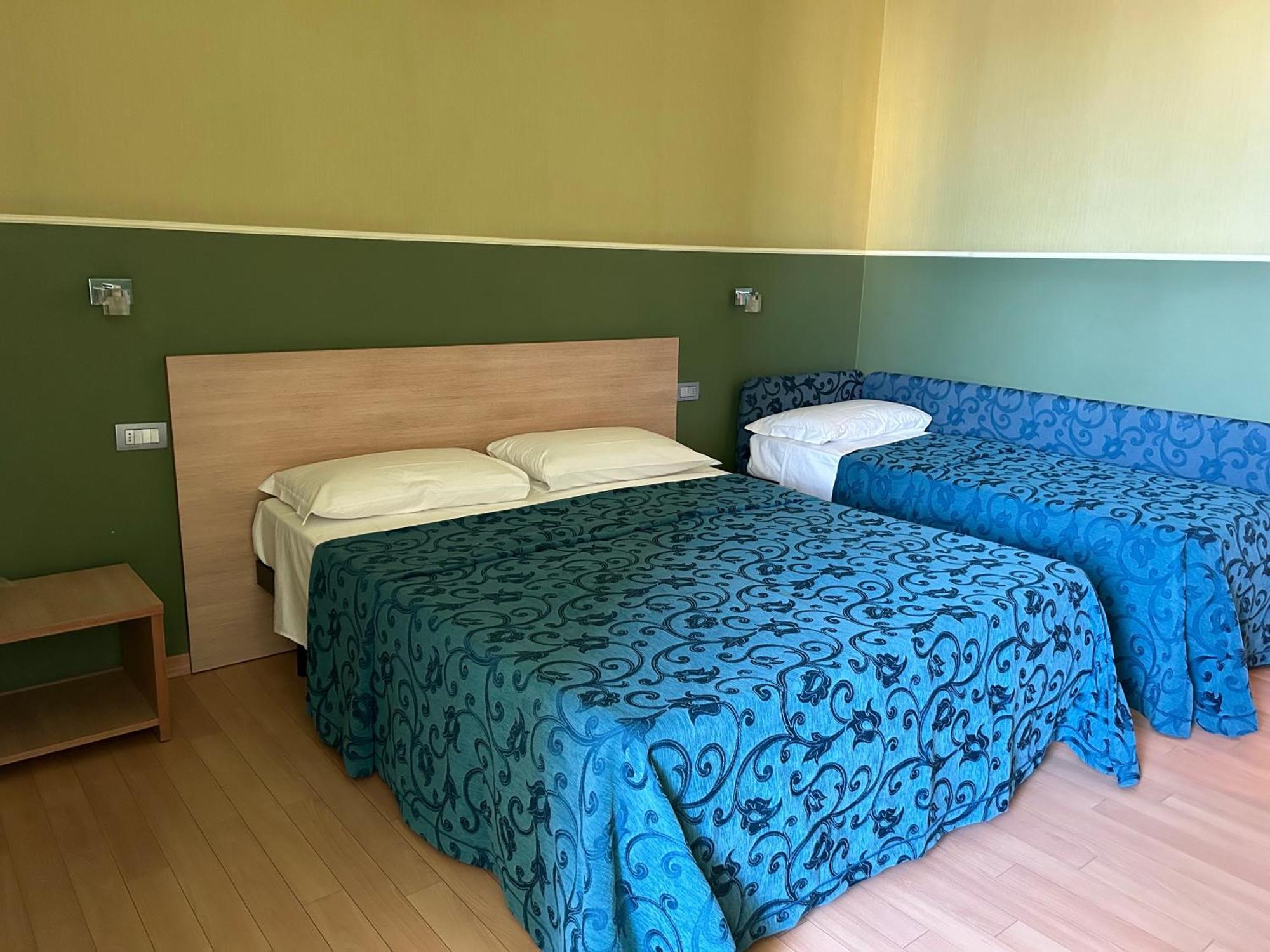 Hotel Perla - The Storyhoteller Riccione Eksteriør bilde