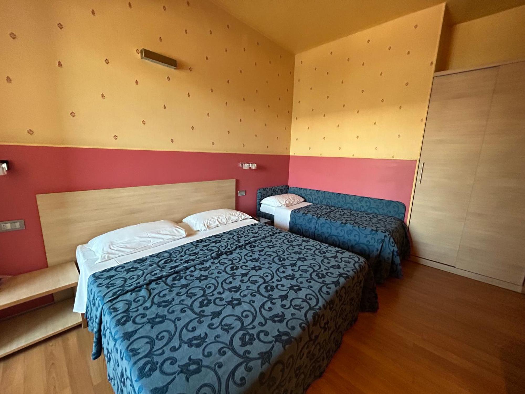 Hotel Perla - The Storyhoteller Riccione Eksteriør bilde